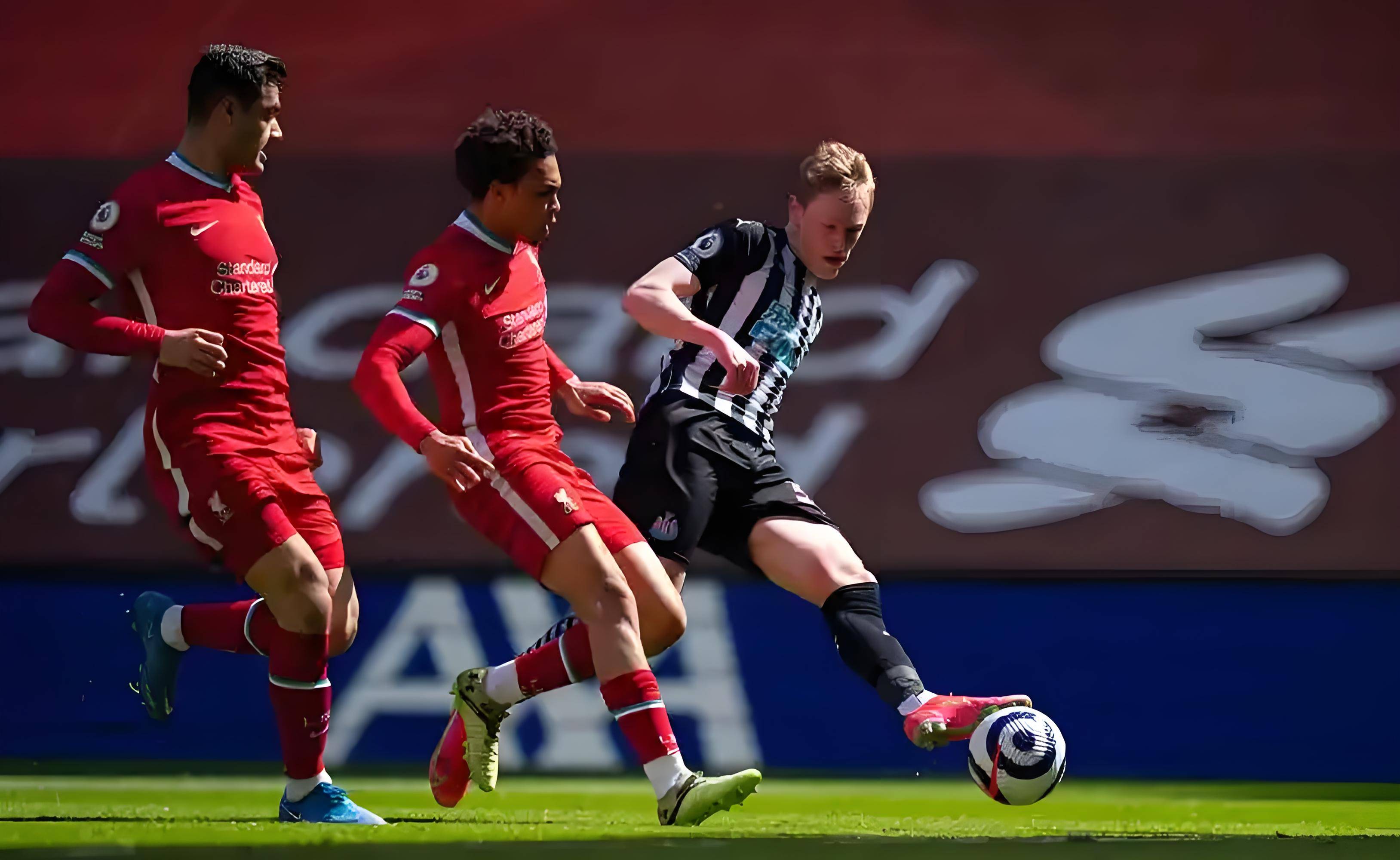 Kaiyun-梅西赛事官方发布惊险取胜新规，RNG争议不断！的简单介绍